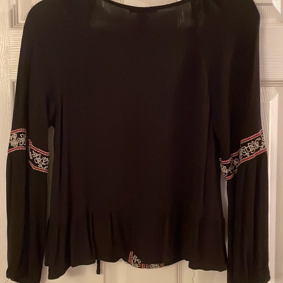 Black long sleeve top - Picture 4 of 4